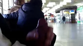 لذا تتذوق قذفك الخاص ...