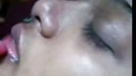في أقدم مقاطع فيديو  ...