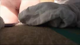 مؤخرة تضرب مقطع فيدي ...